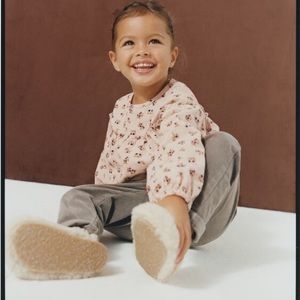 Zara baby girl corduroy floral top size 9-12 months